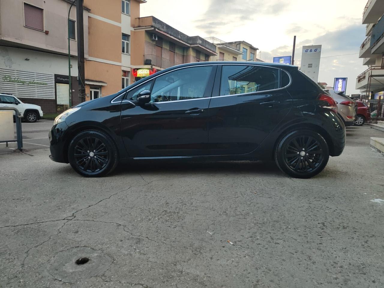 Peugeot 208 BlueHDi 100 Stop&Start 5 porte Allure