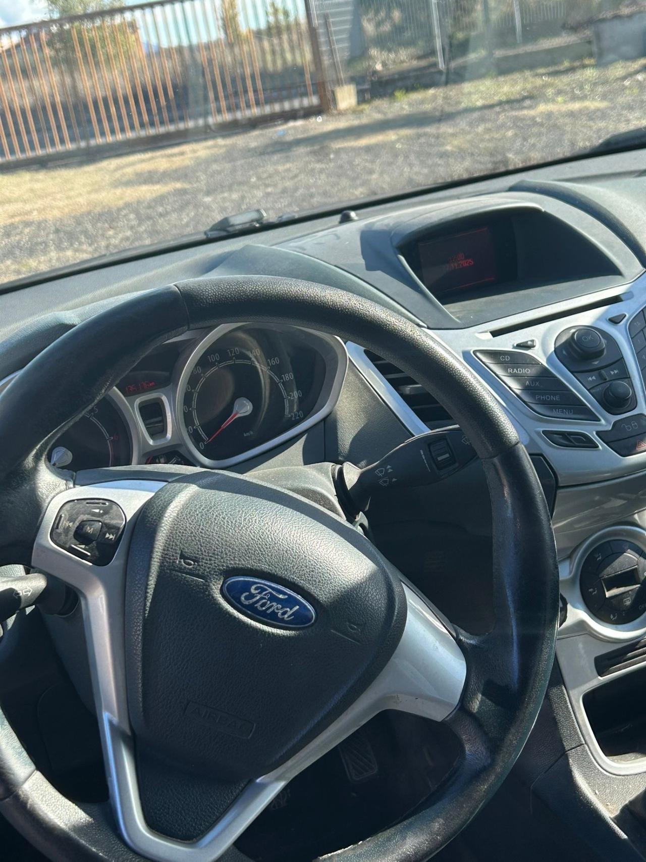 Ford Fiesta 1.2 82CV 3 porte Titanium