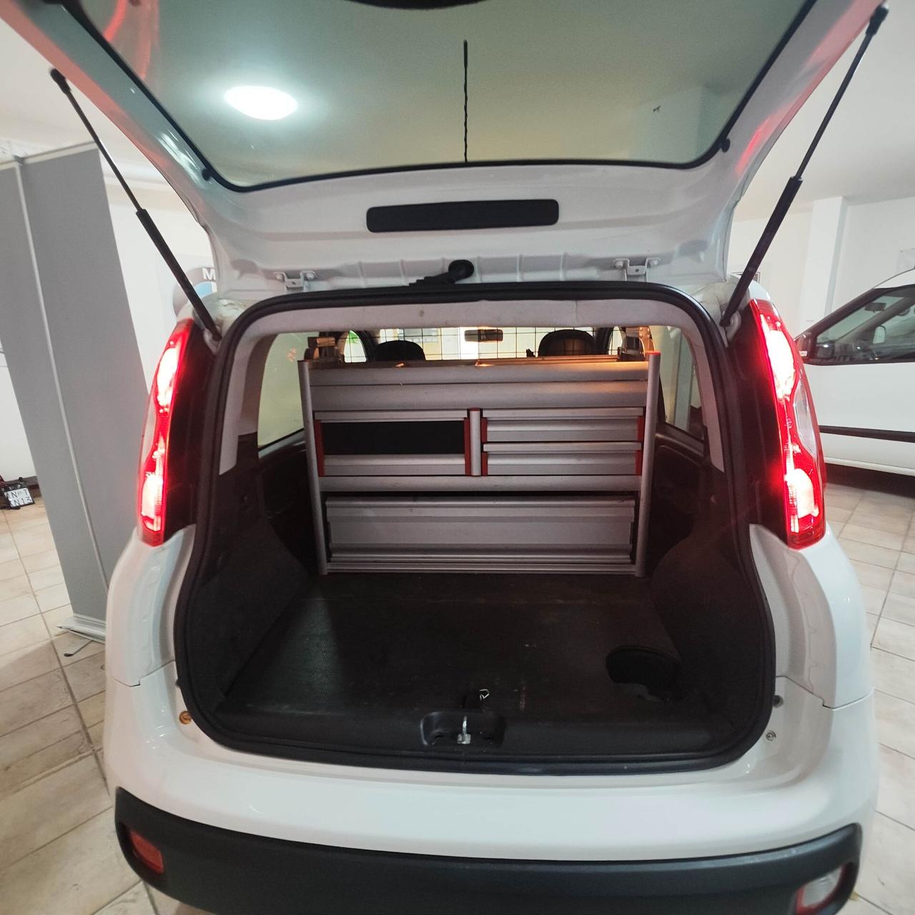 FIAT Panda Van 0.9 TwinAir Metano/Benzina – 2018 – Full Optional – (IVA deducibile)