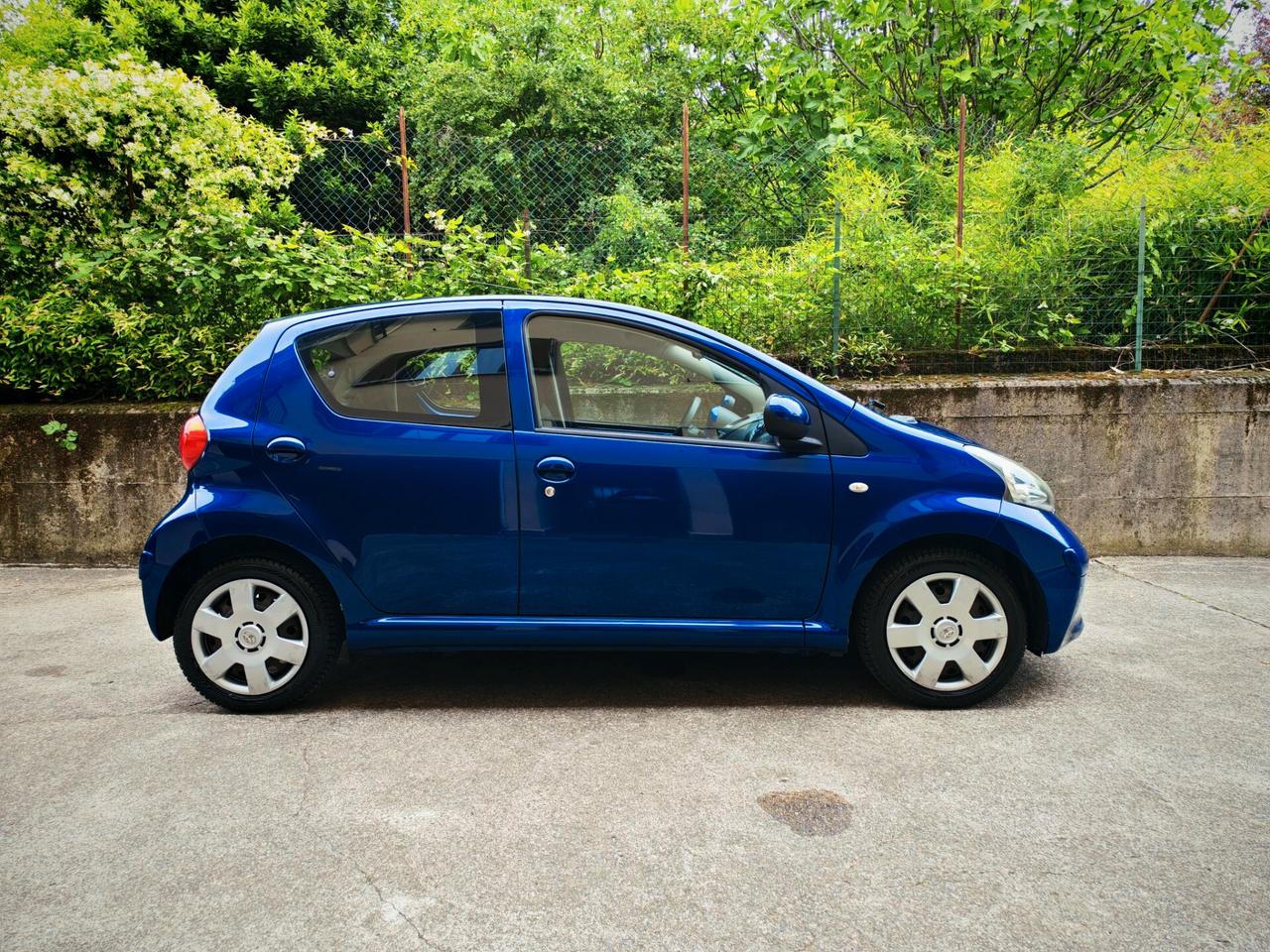 Toyota Aygo 1.0 BENZINA 68cv / AUTOMATICA