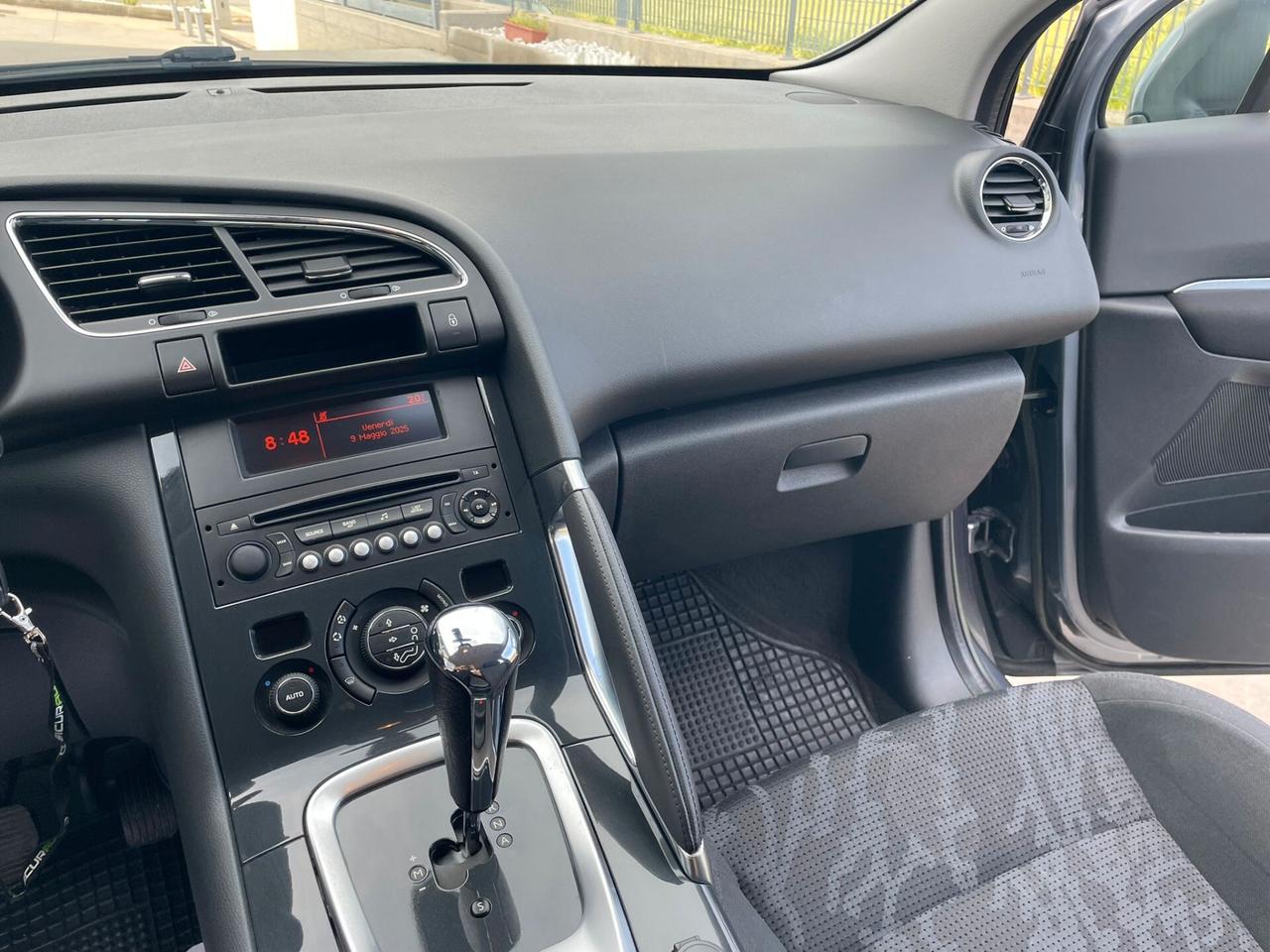 Peugeot 3008 1.6 e-HDi 115CV cambio robotizzato Stop&Start Allure