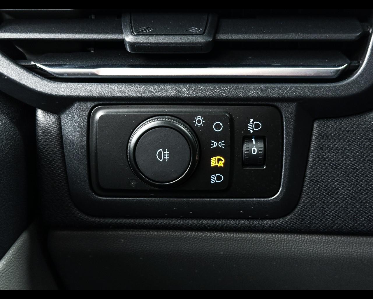 FORD Tourneo Custom 2ªs - Tourneo Custom 320 2.0 EcoBlue 170CV aut. PL Titanium