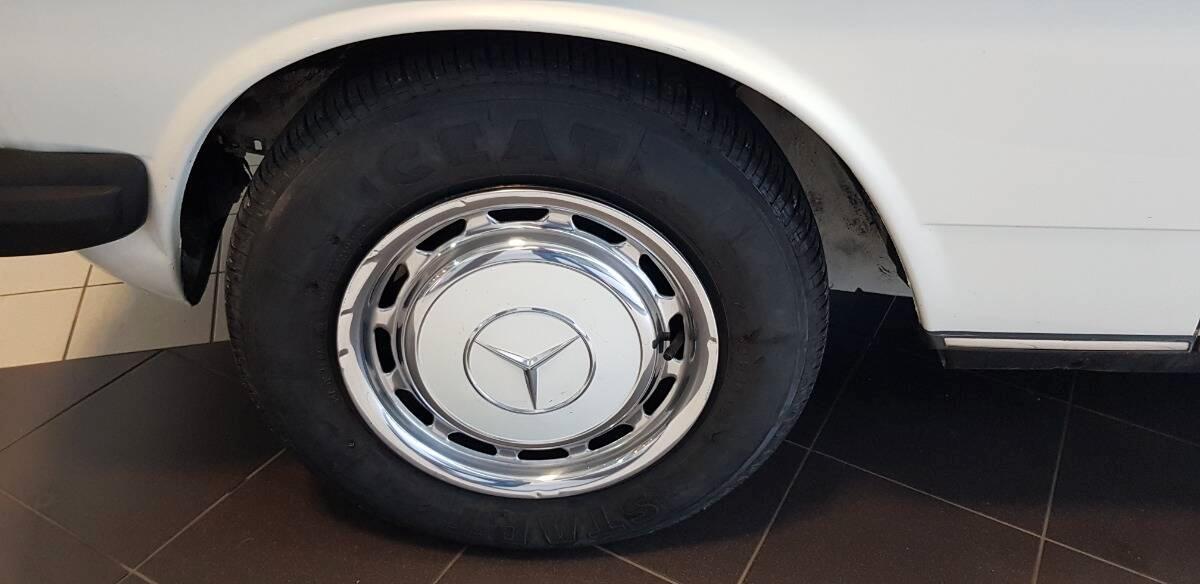 Mercedes Classe E 250 BZ 6L 140CV **ASI CONSERVATA E ORIGINALE**