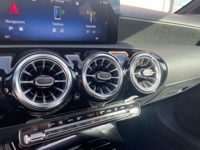 MERCEDES-BENZ A 180 D REALE NUOVO MODELLO AMG PREMIUM 18" NAVI TETTO