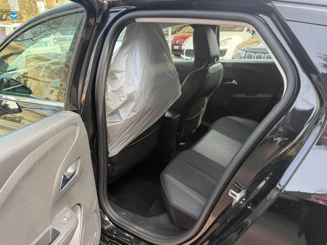 Opel Corsa 1.2 100 CV Elegance