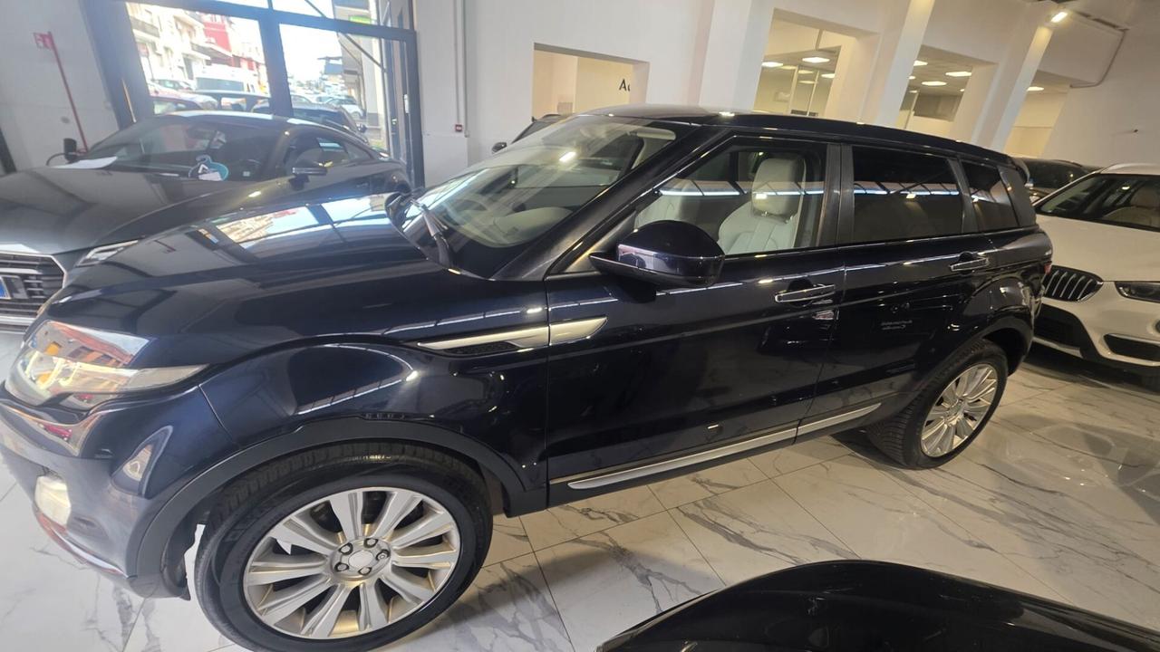 Land Rover Range Evoque 2.2 TD4 5p. Dynamic