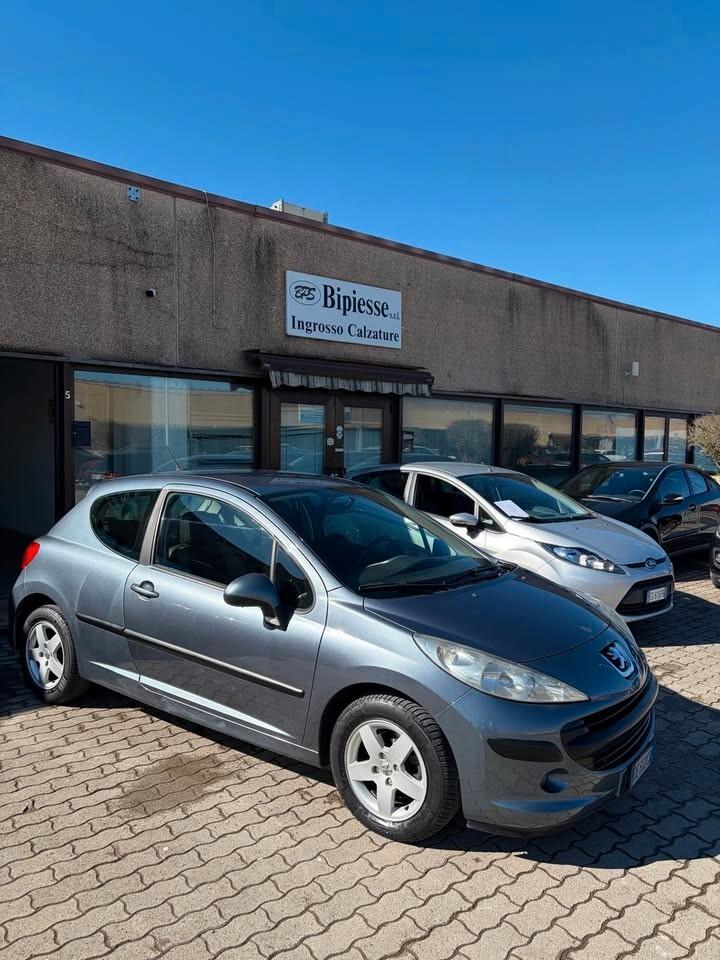 Peugeot 207 1.4 HDi 70CV 3p. X Line