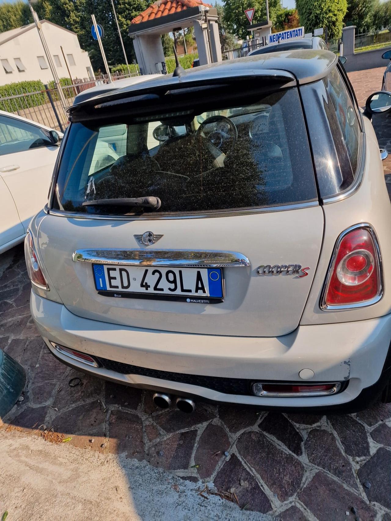 Mini Clubman John Cooper Works 1.6 16V AUTO DESTINATA A COMMERCIANTI E OPERATORI DEL SETTORE