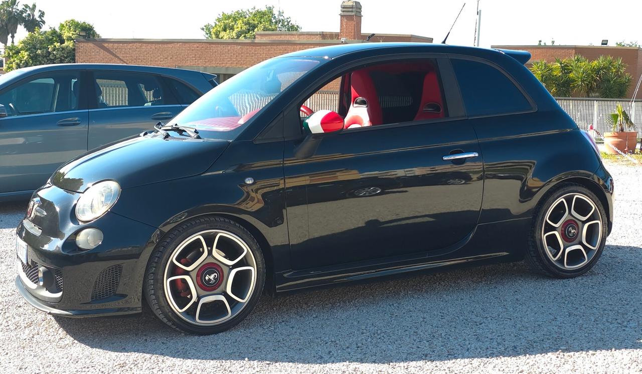 Abarth 500 1.4 T-Jet 135CV - INTERNI FATTI A MANO