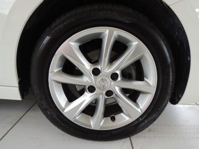 OPEL Corsa 1.2 Edition
