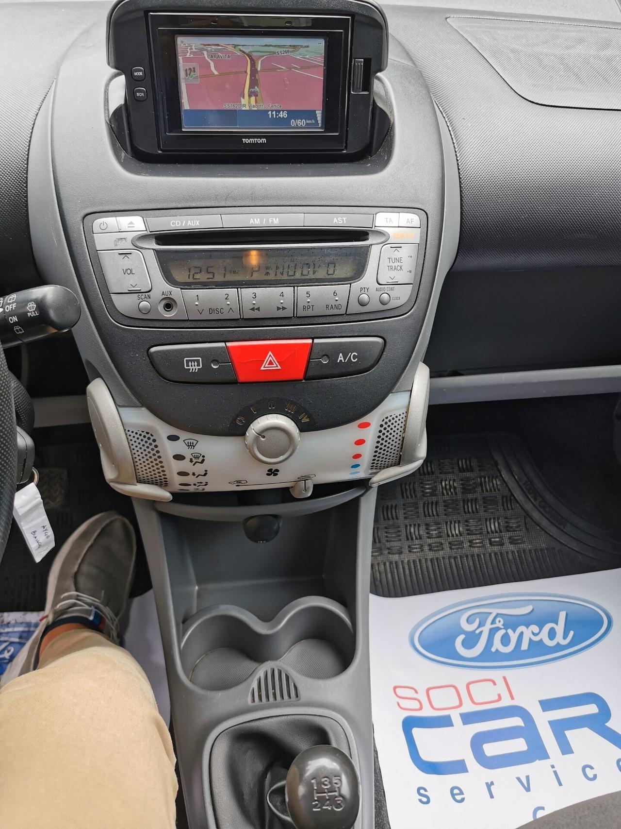 Toyota Aygo 1.0 12V VVT-i 3 porte Now Connect