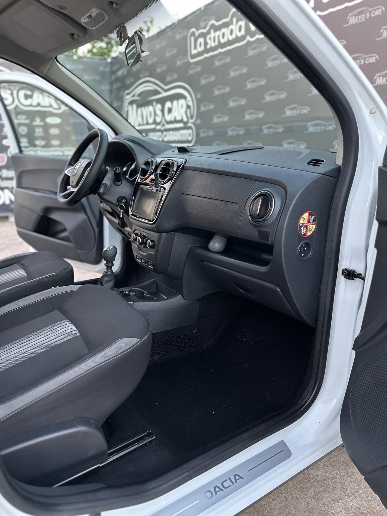 DACIA LODGY 7 POSTI (anno 2019)