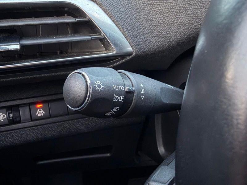 Peugeot 3008 3008 1.6 hybrid4 phev Allure Pack 300cv e-eat8