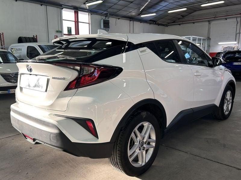 Toyota C-HR 1.8 Hybrid E-CVT Active