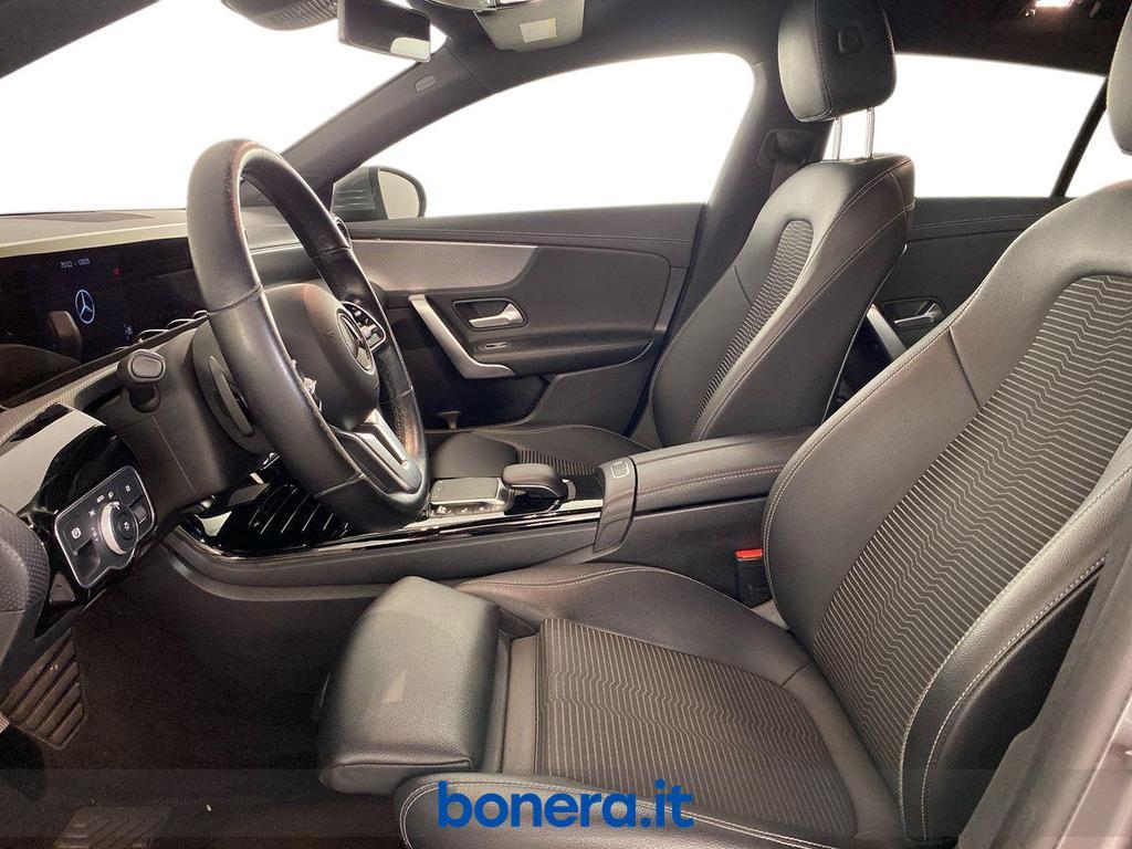 Mercedes CLA Shooting Brake 200 D Sport 8G-DCT