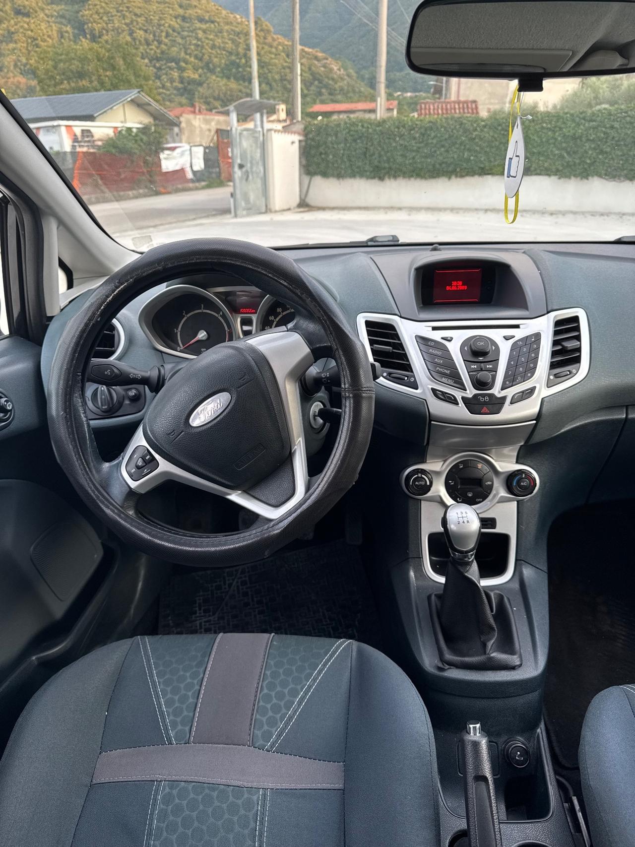 Ford Fiesta 1.4 TDCi 5p. Titanium