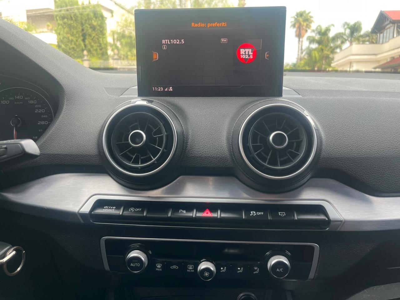 Audi Q2 S line Edition 2019