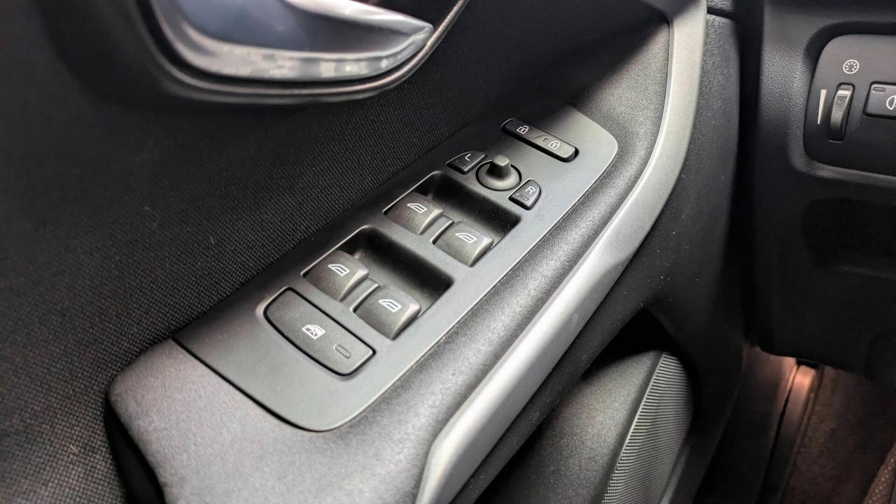 Volvo V40 D2 BUSINESS