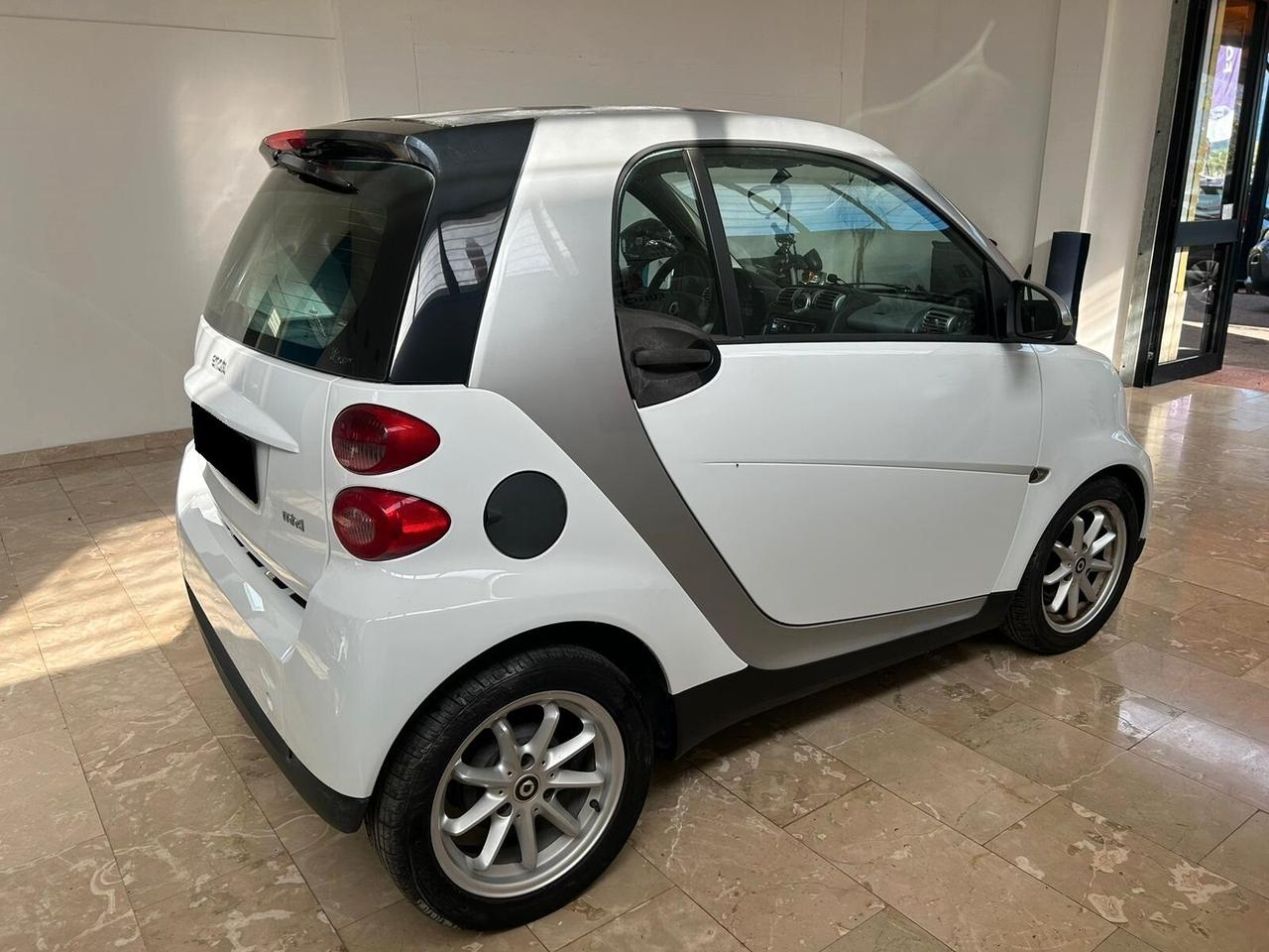 Smart ForTwo 1000 52 kW coupé pure