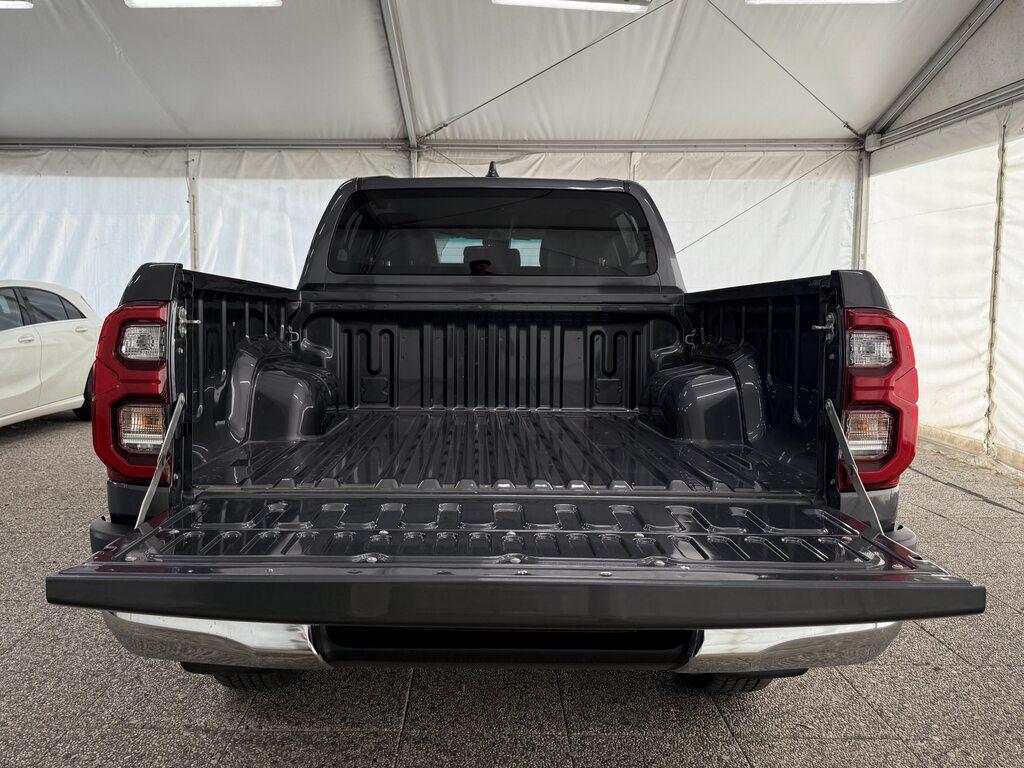 Toyota Hilux Double Cab 2.4 D-4D Executive A/T