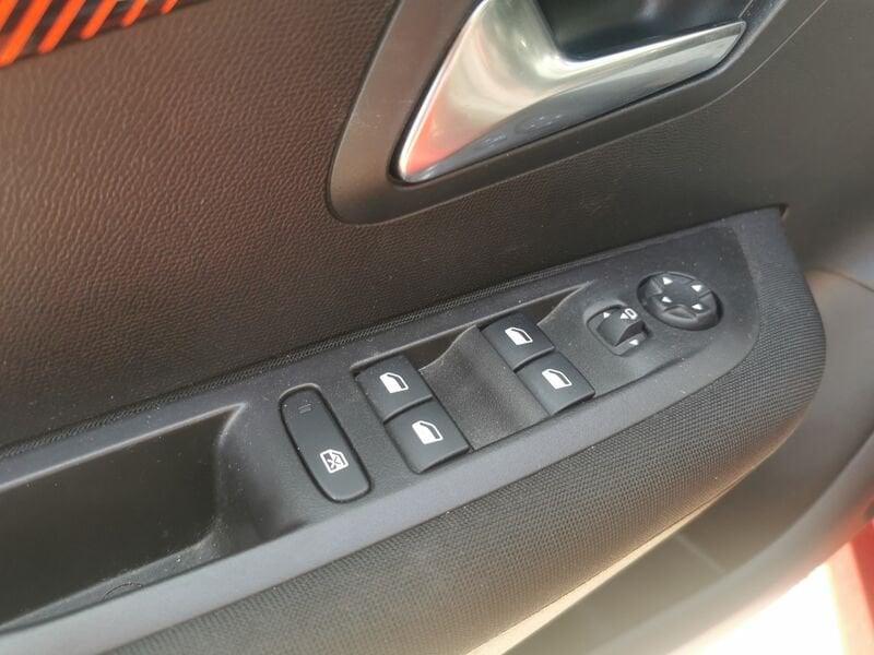 Peugeot 208 BlueHDi 100 Stop&Start 5 porte Active Pack