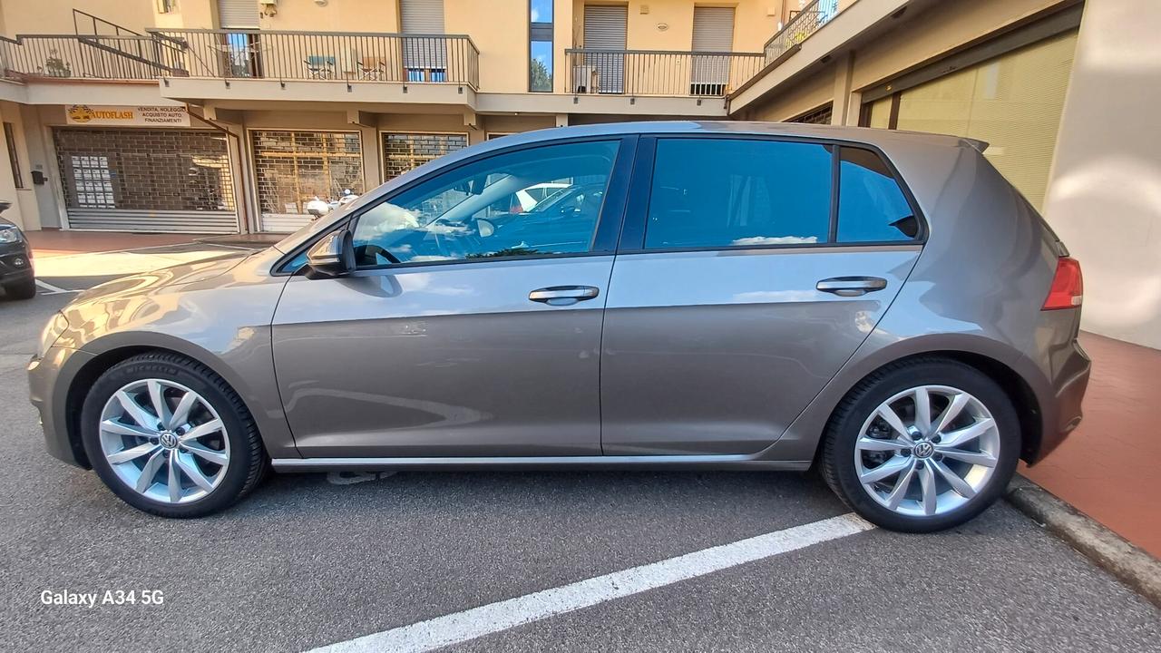 Volkswagen Golf 2.0 TDI 5p. Executive BlueMotion Technology