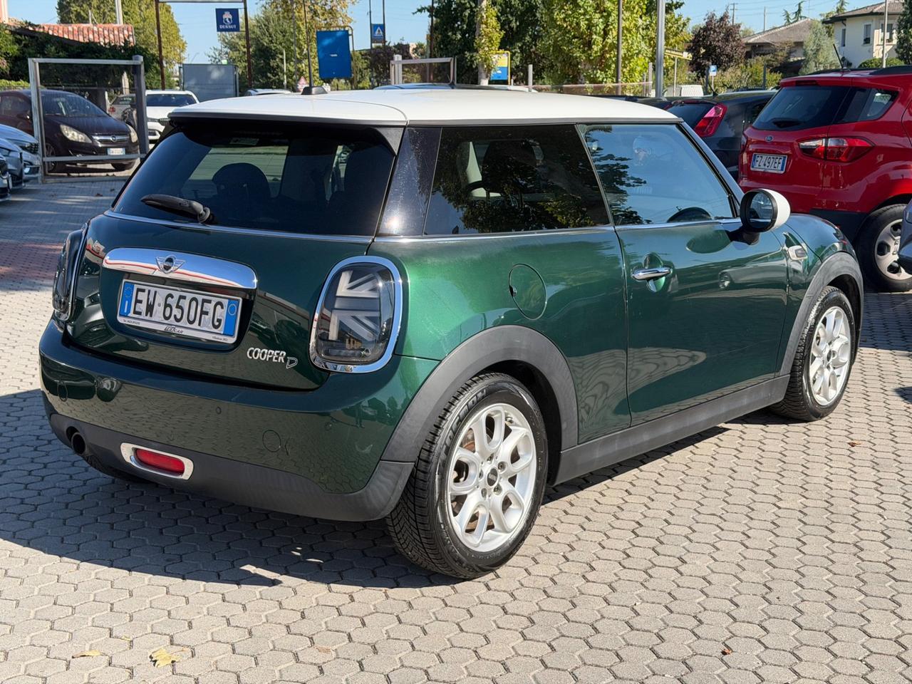 Mini Cooper D IV 2014 1.5 3p