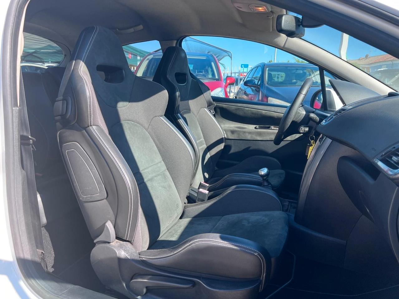 Peugeot 207 1.6 THP 156CV 3p. Féline