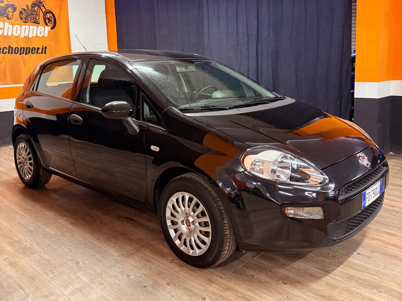 STUPENDA FIAT PUNTO CON SOLI 21.879 KM UNICO PROPRIETARIO