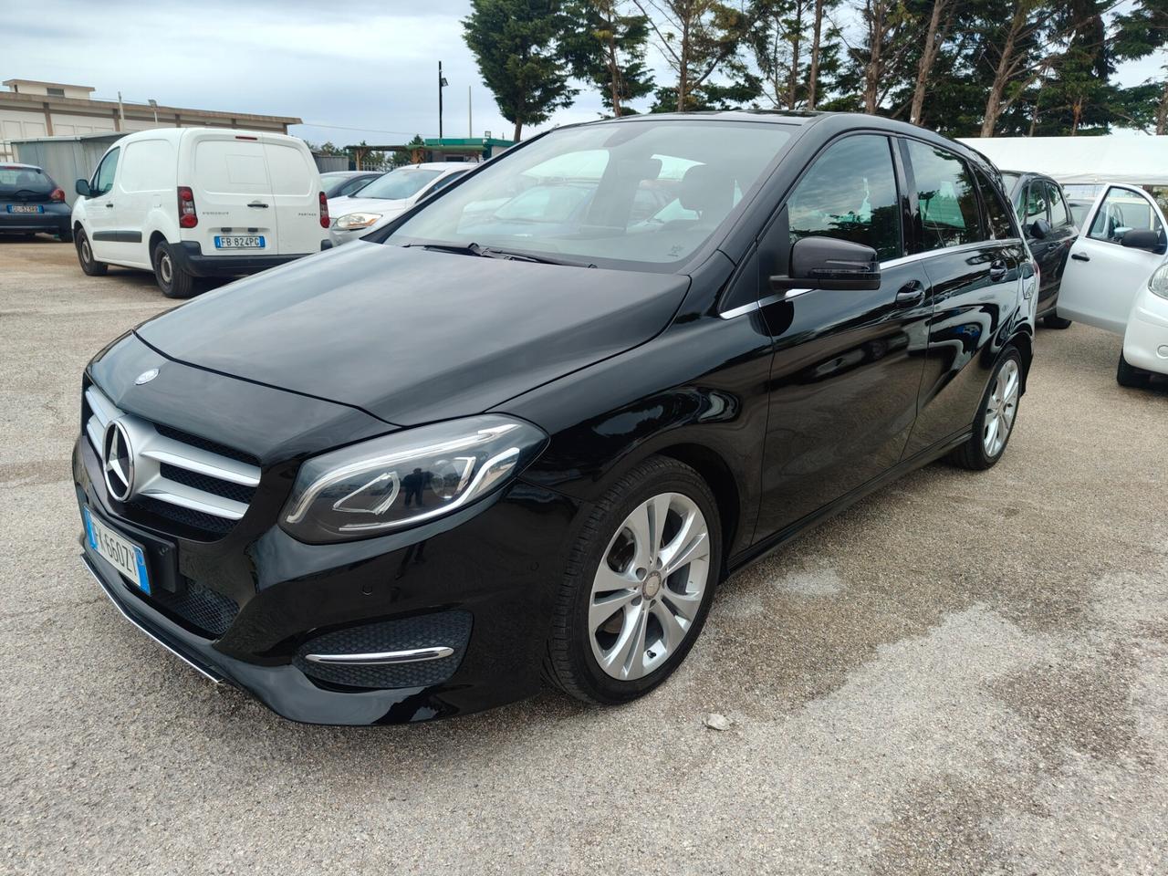 Mercedes-benz B 200 d Automatic Premium