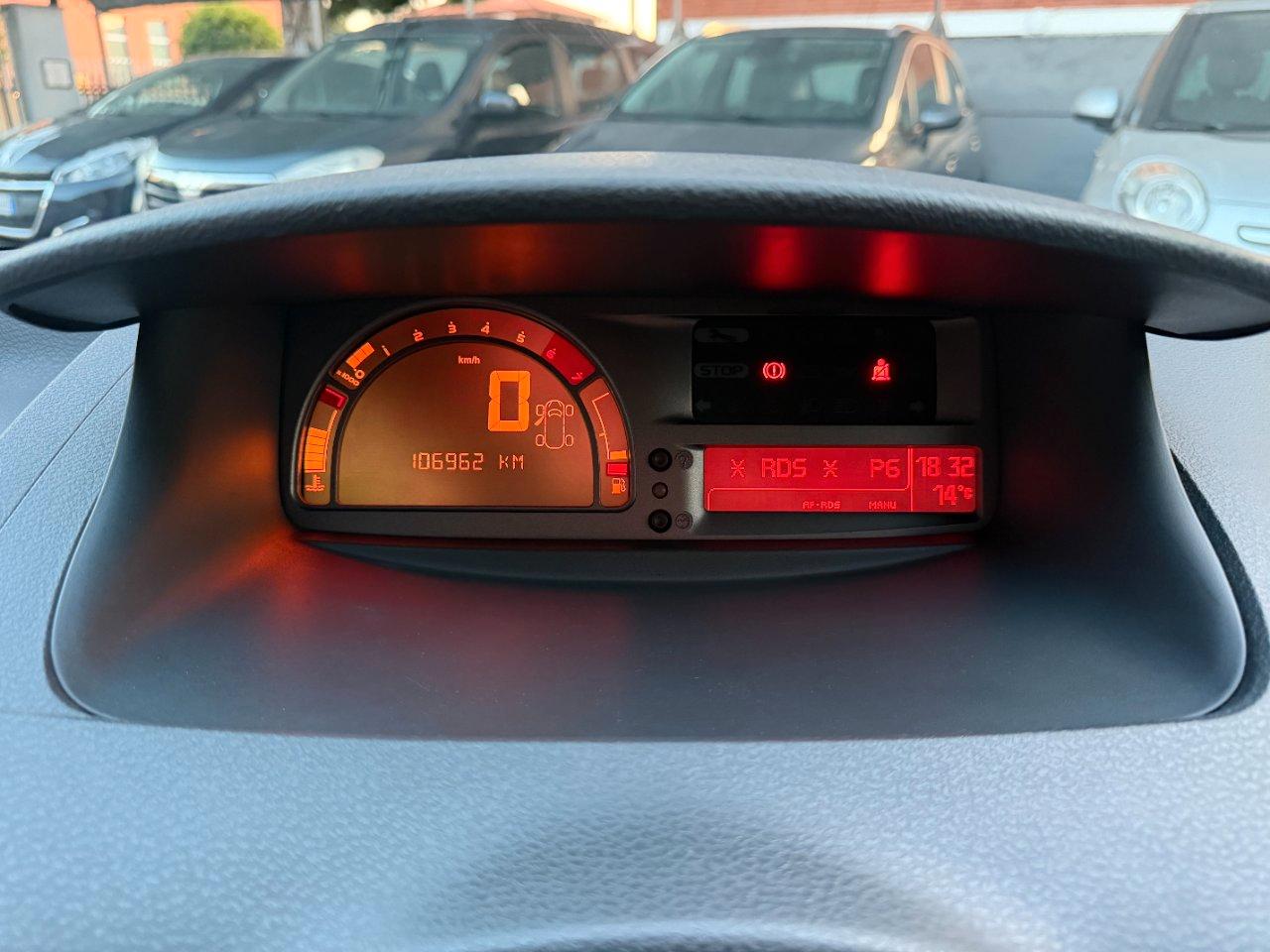 Renault Modus 1.2 16v Dynamique DISTRIBUZIONE NUOVA