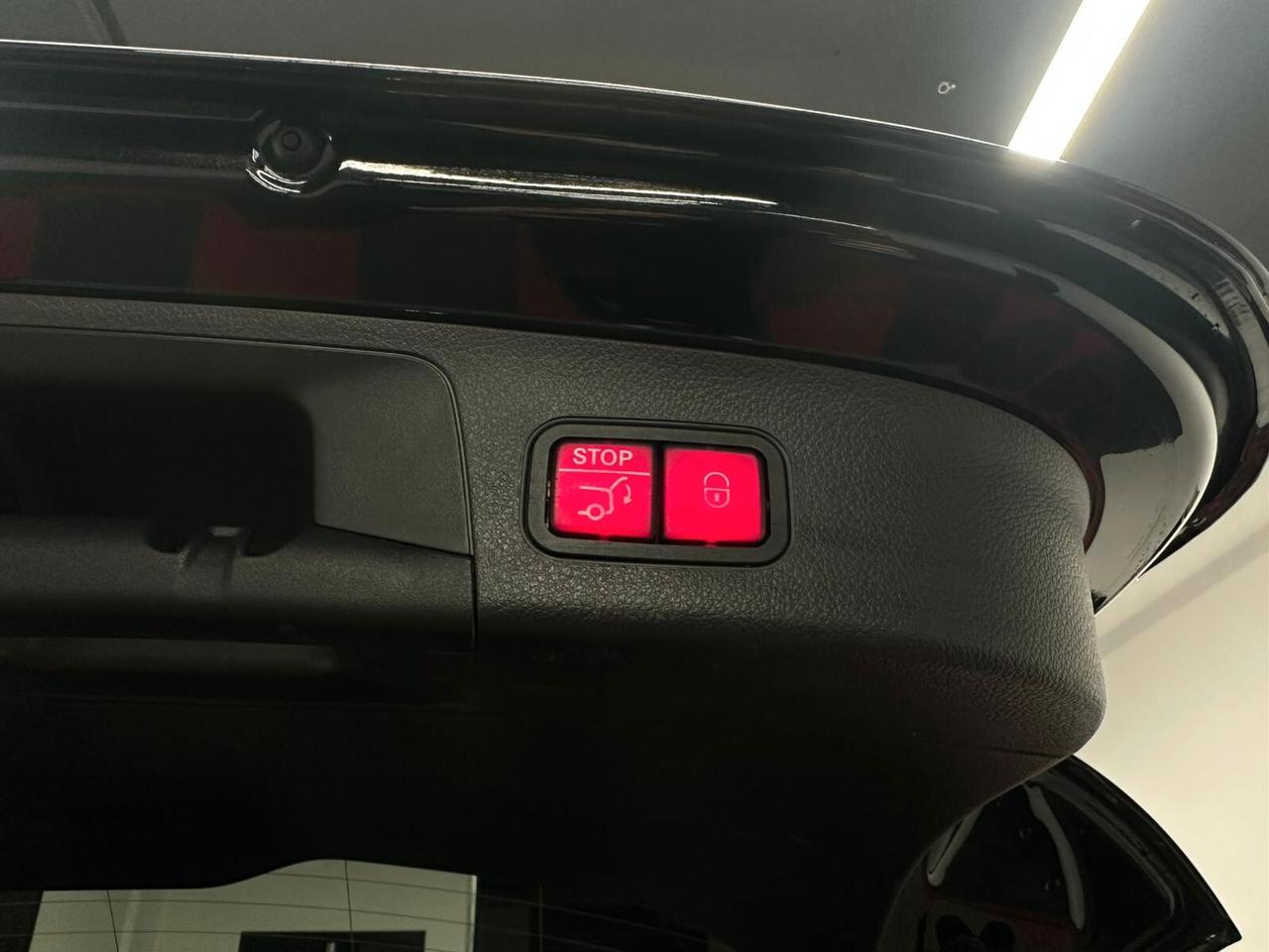 GLA 200d Automatic 4Matic Premium Edition 1