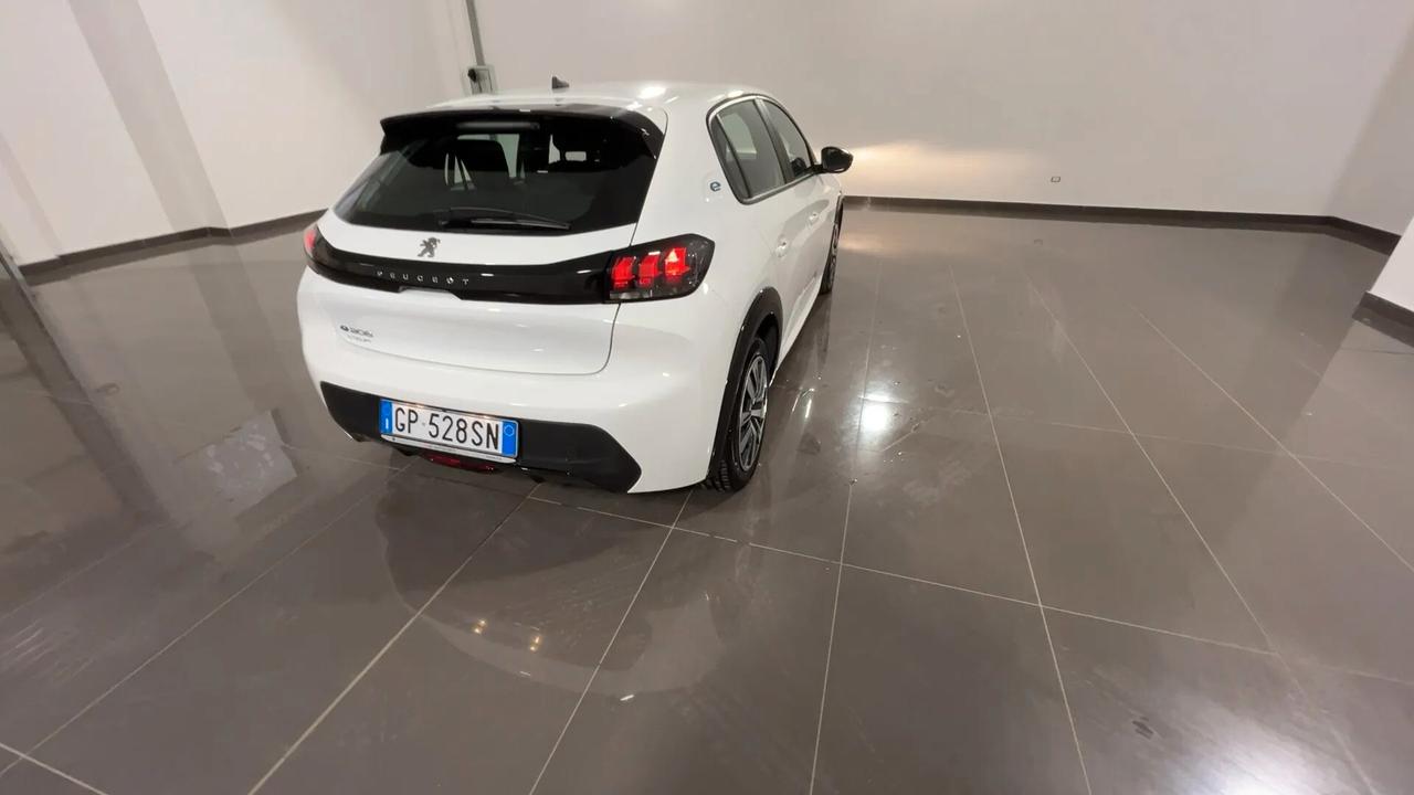 Peugeot 208 motore elettrico 136 CV 5 porte Active