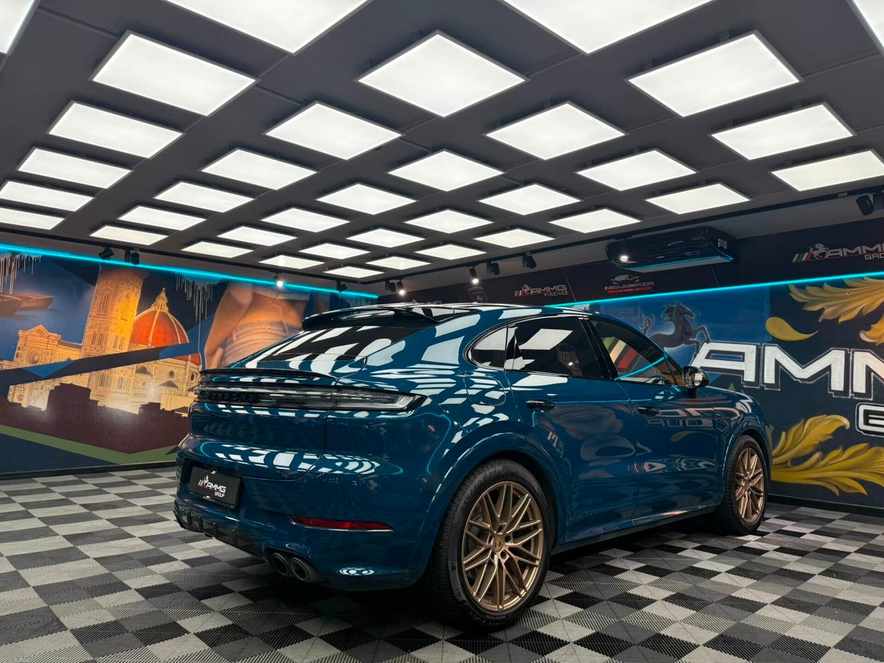 Porsche Cayenne COUPE 3.0 V6 E-HYBRID (445)