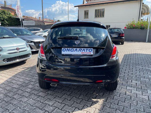 LANCIA Ypsilon 1.0 FireFly 5 porte Hybrid Platino #Pack.Tech