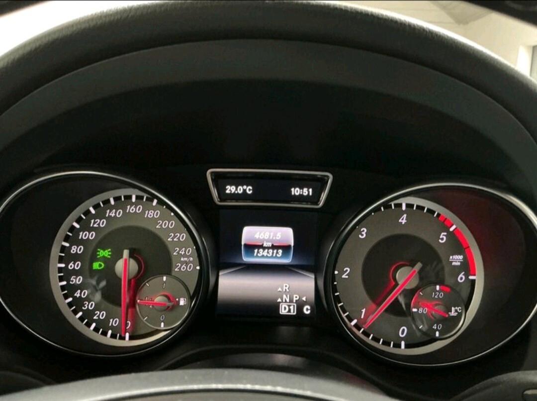 Mercedes-benz GLA 180 d Automatic Sport