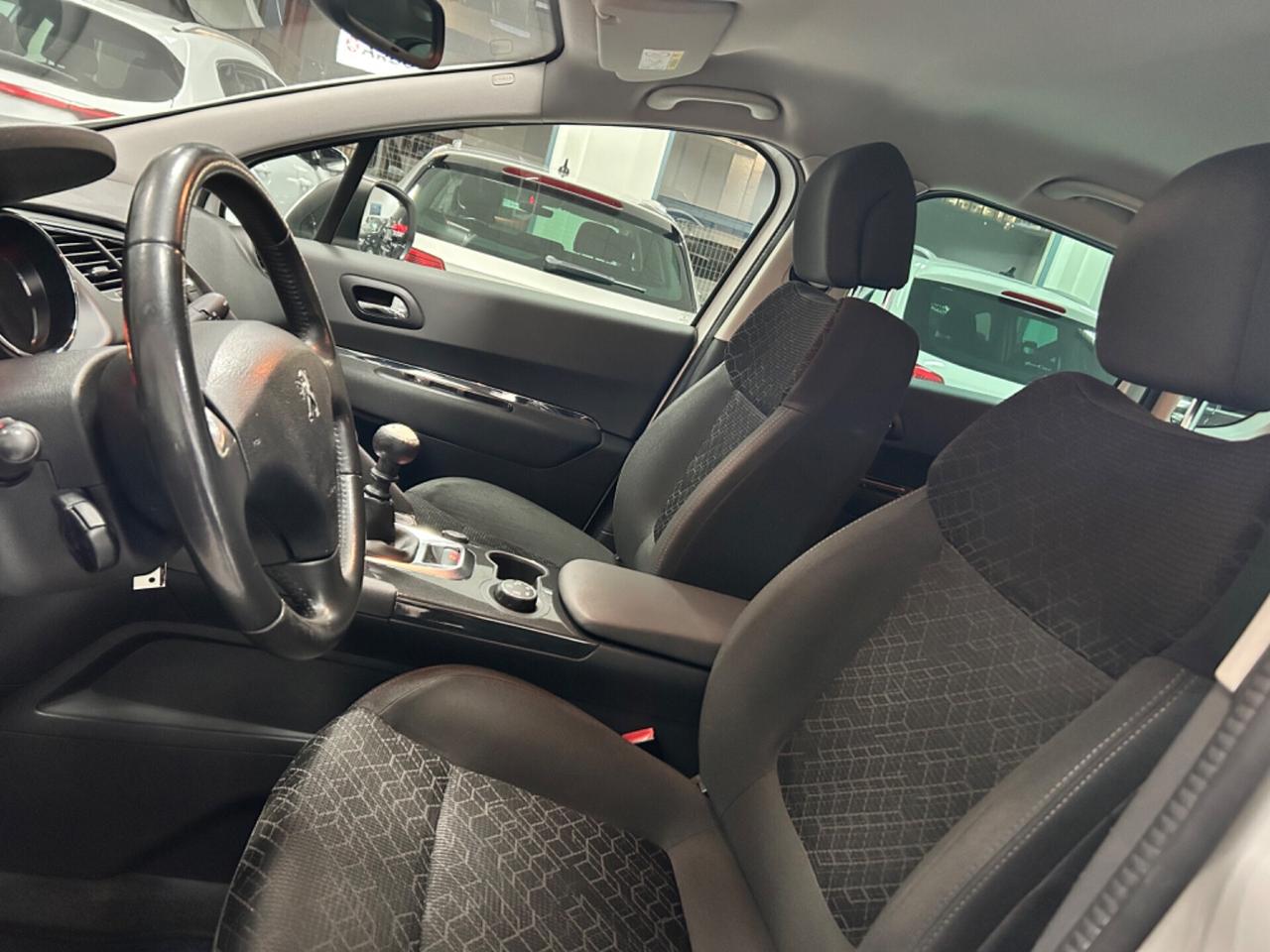 Peugeot 3008 1.6 BlueHDi cv 2016