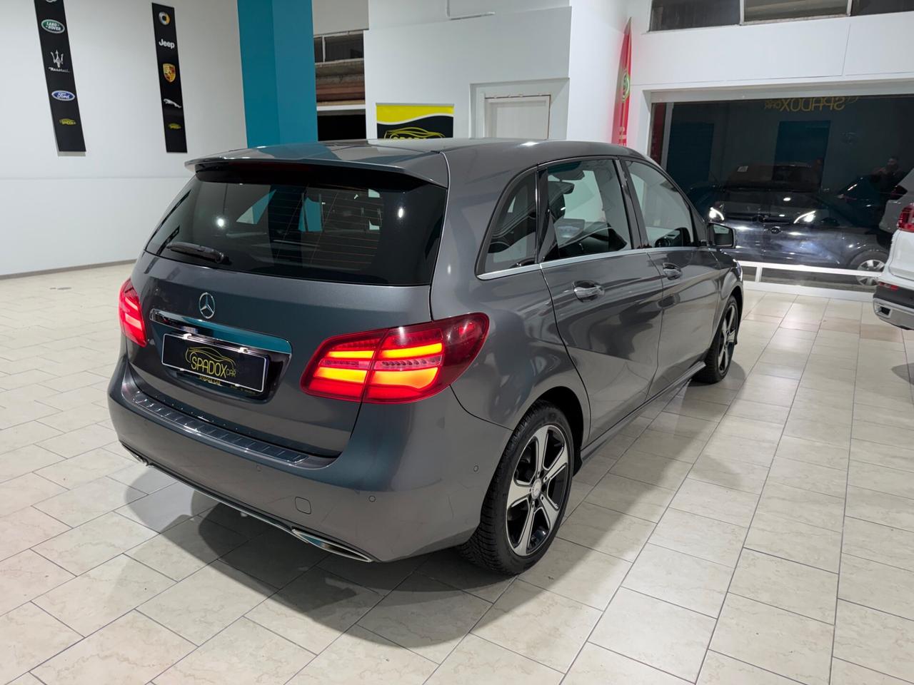 MERCEDES CLASSE B 2016 SPORT *PARI AL NUOVO