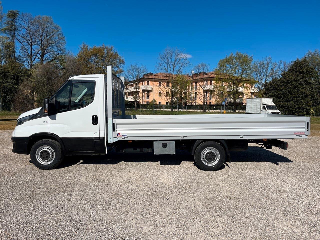 Iveco Daily 35S14 Cassone Alluminio NUOVO MT 4,50