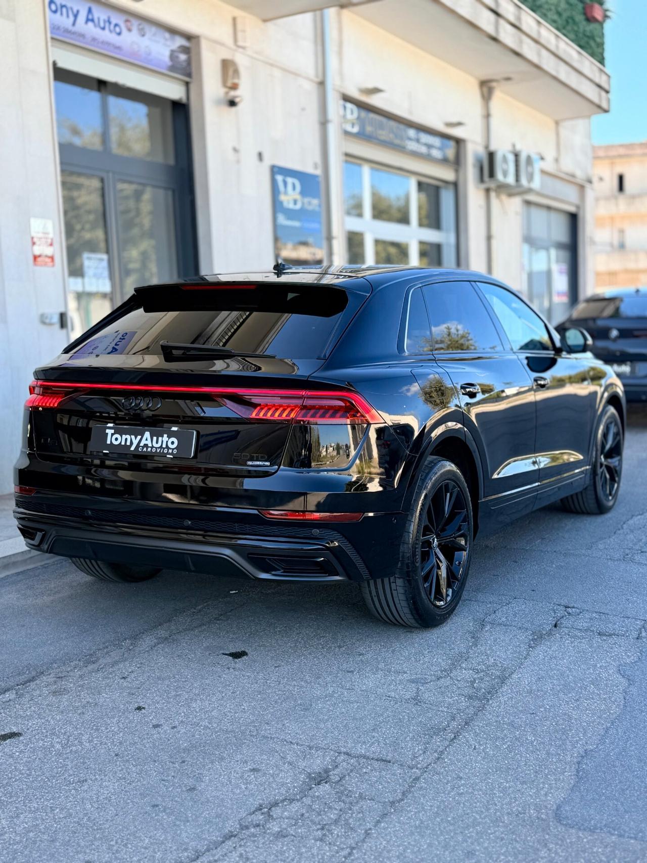Audi Q8 50TDI mhev Sport quattro tiptronic S-LINE con VIRTUAL COCKPIT,LUCI SOFFUSE,TELECAMERA360,APPLE CARPL