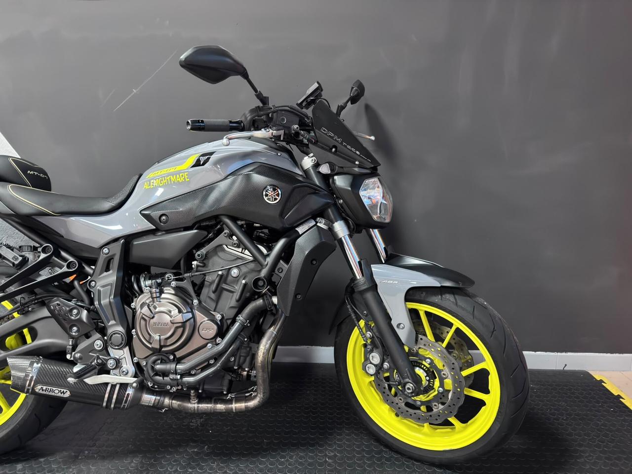 Yamaha MT-07 NIGHT FLUO