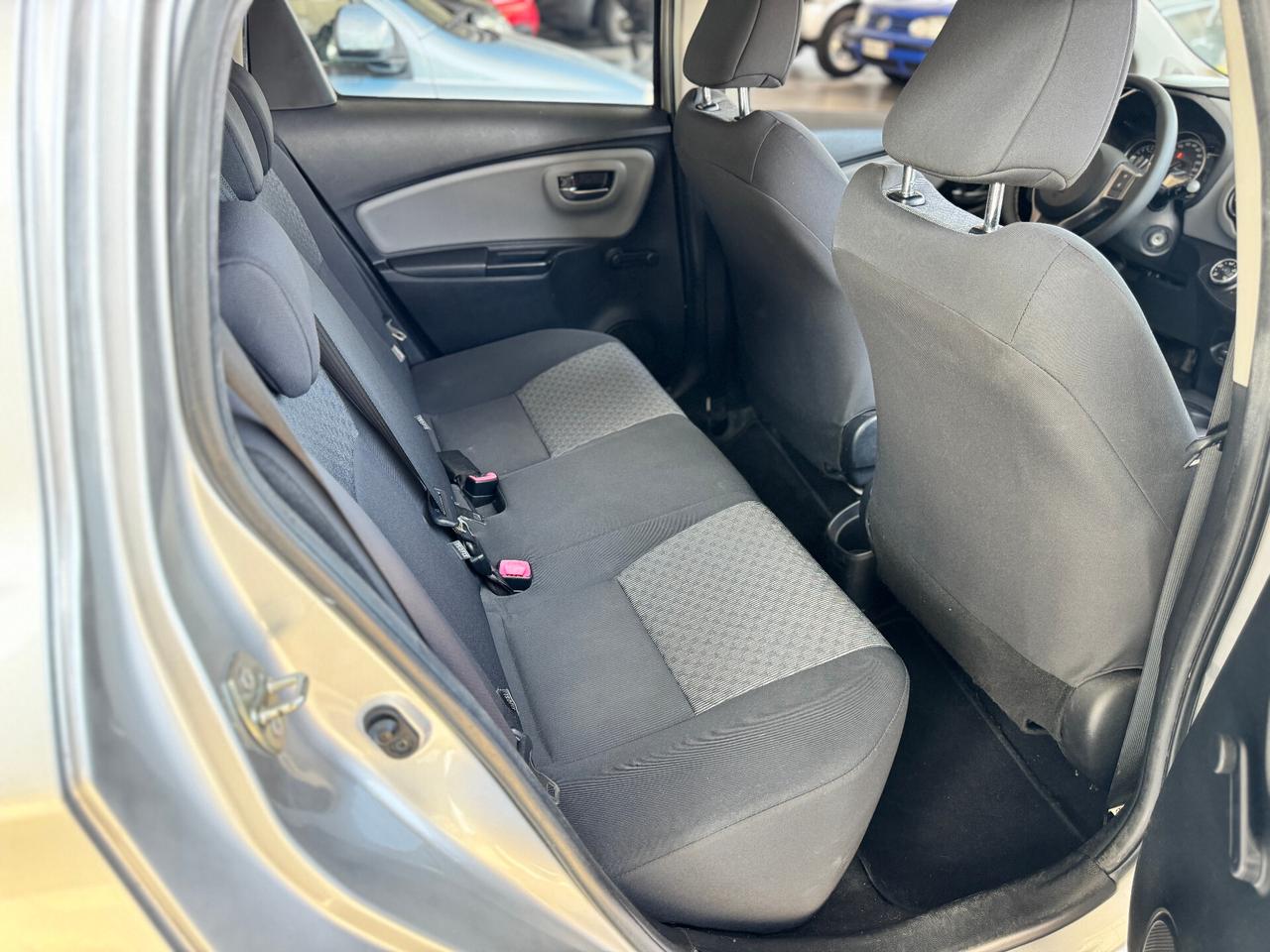 Toyota Yaris 1.0 5 porte Lounge