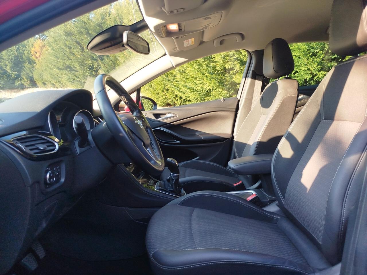 Opel Astra 1.6 BiTurbo OPC Line