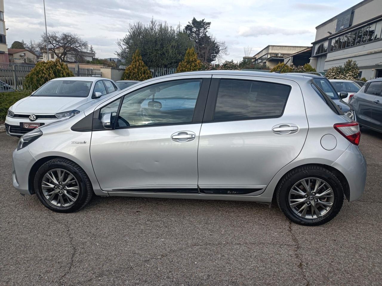 Toyota Yaris 1.5 Hybrid 5 porte Active