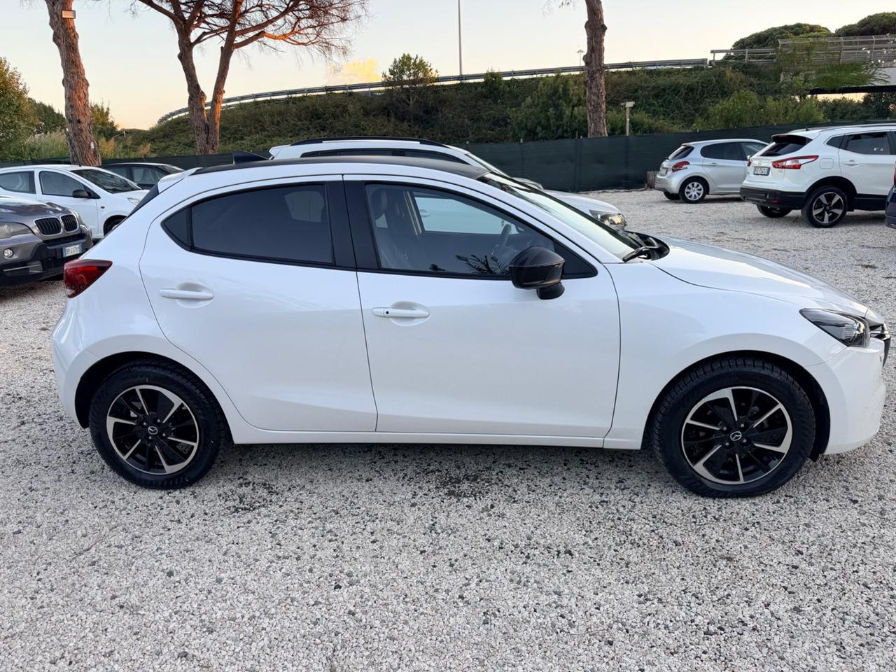 Mazda Mazda2 Hybrid 1.5 e-Skyactiv-G 90 CV M Homura
