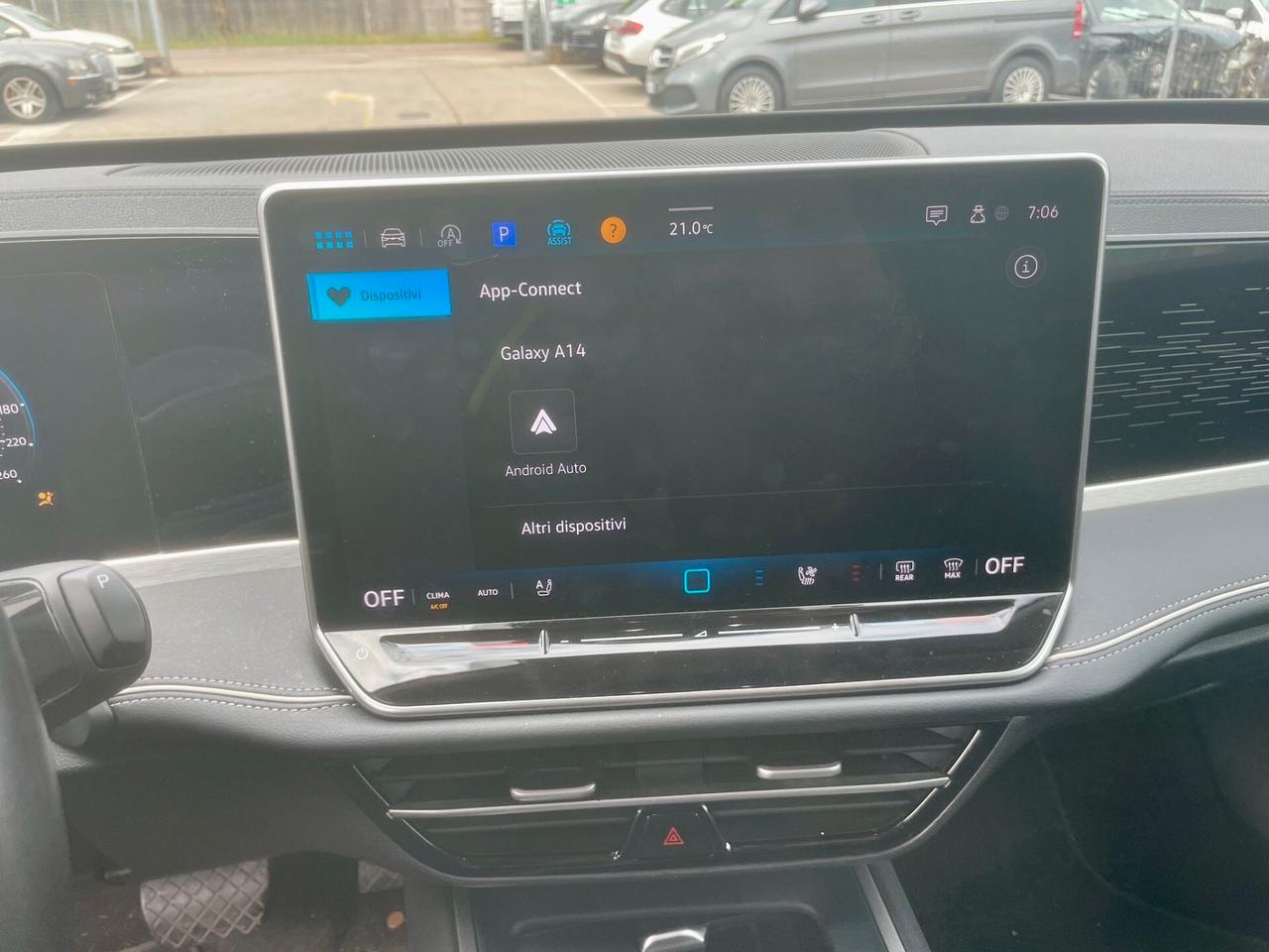 VW Passat Variant 2.0 TDI SCR EVO DSG Business * SINISTRATA*