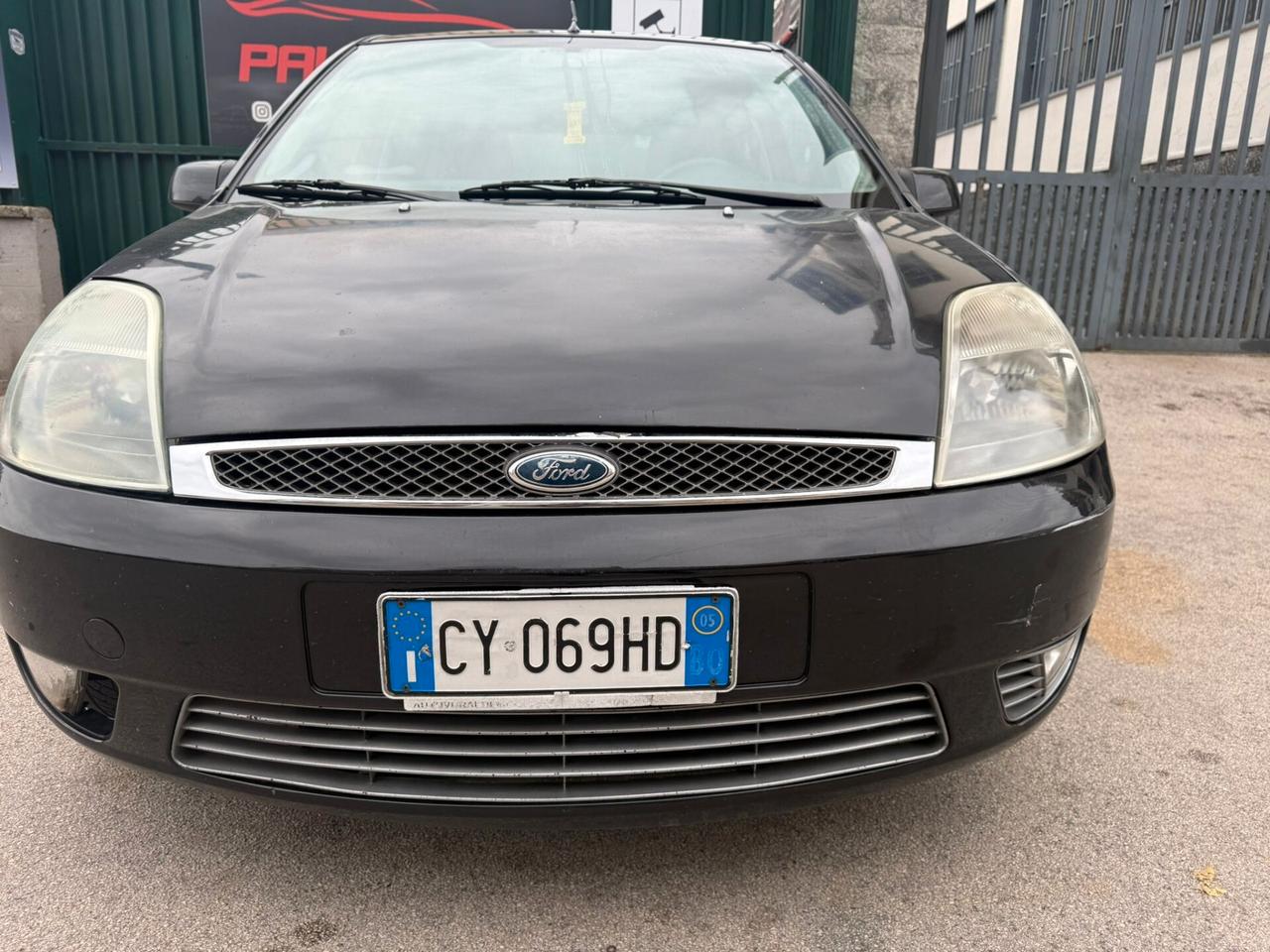 Ford Fiesta 1.2 16V 5P GHIA