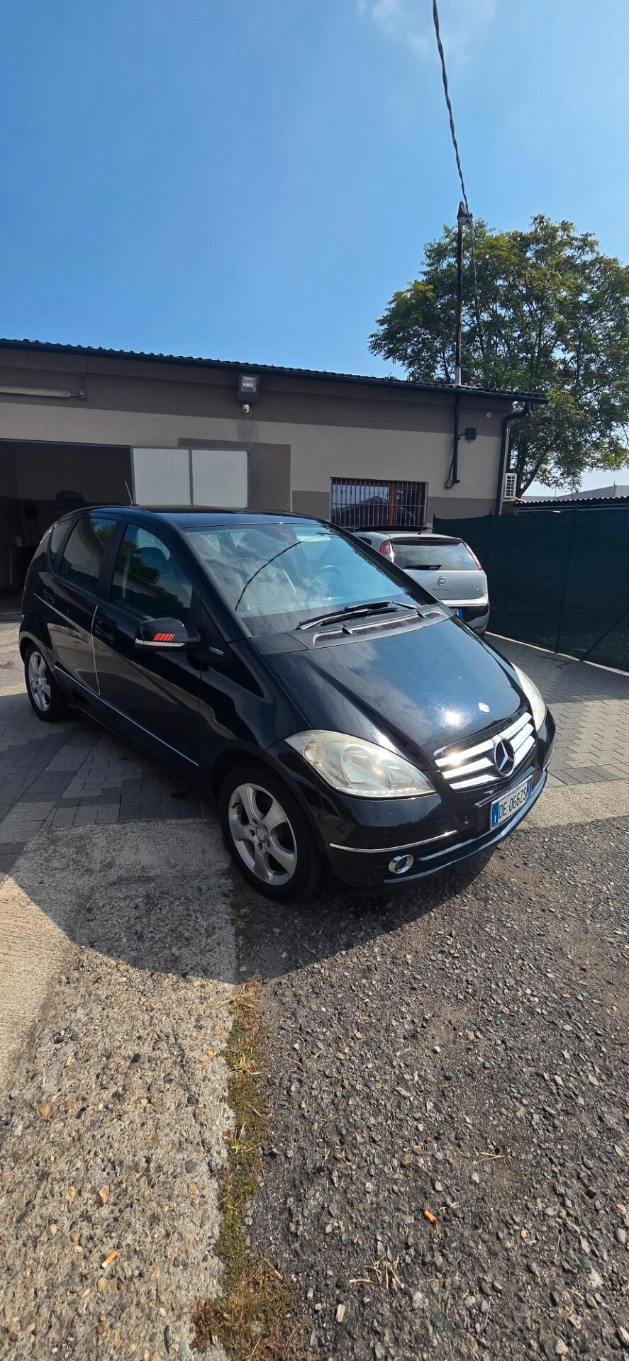 Mercedes-benz A 160 BlueEFFICIENCY anno 2011