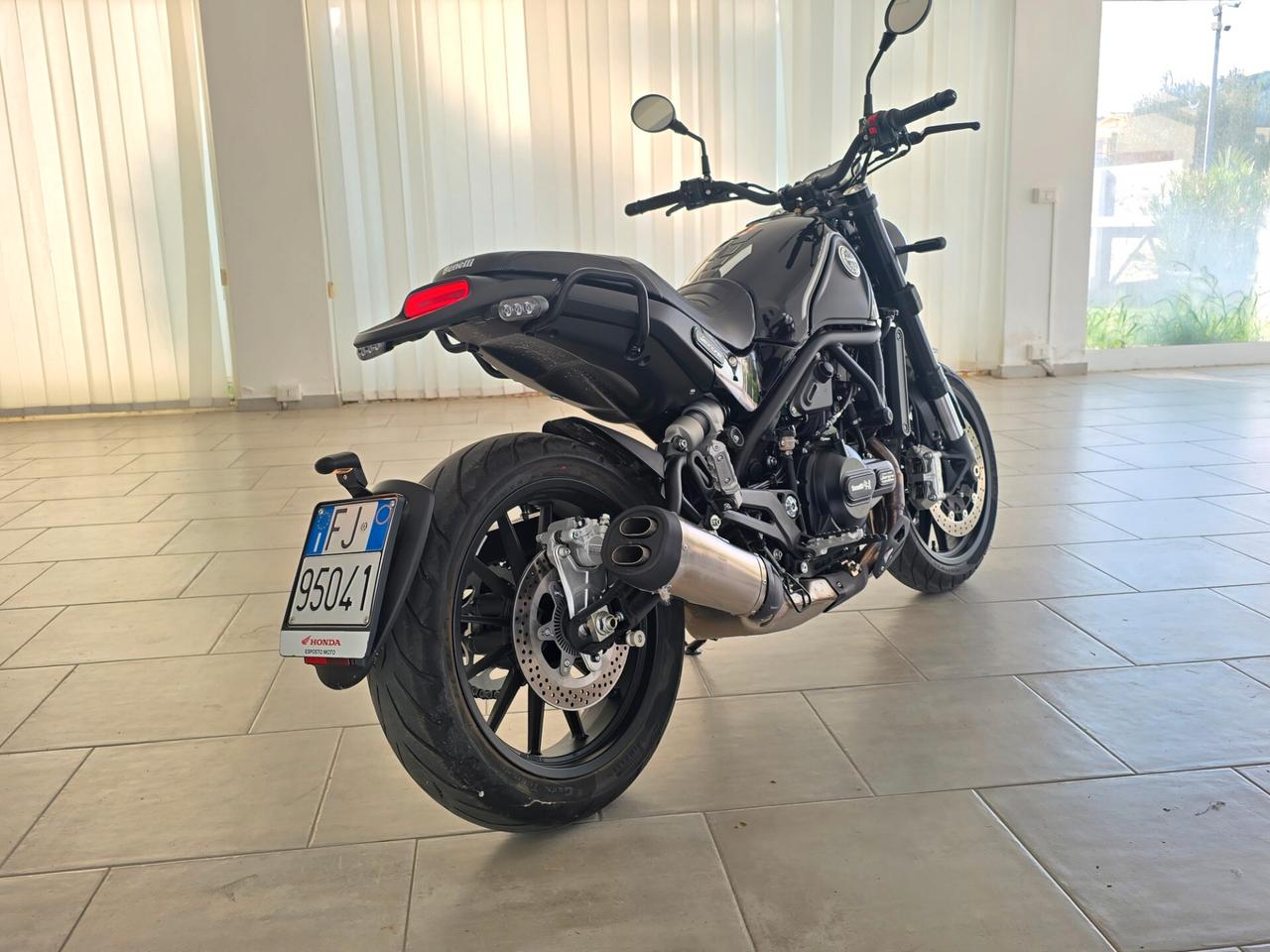 Benelli Leoncino 500 600km