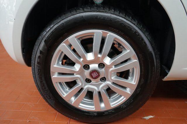 FIAT Punto 1.4 8V Natural Power Lounge